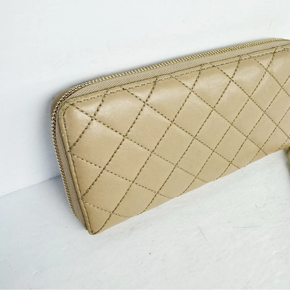 Michael Kors Quilted Leather Jet Set Continental Zip Around Wallet in Bisque - Picture 6 of 8